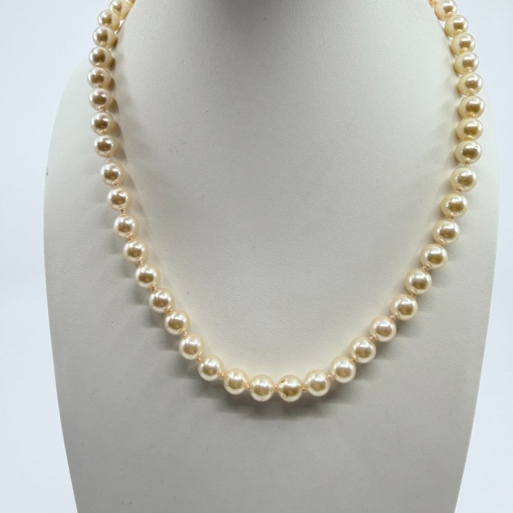 Vintage Faux Pearl Strand Necklace Cream Off White Chic Retro Everyday Choker